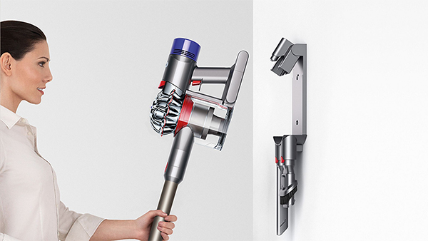 dyson v8